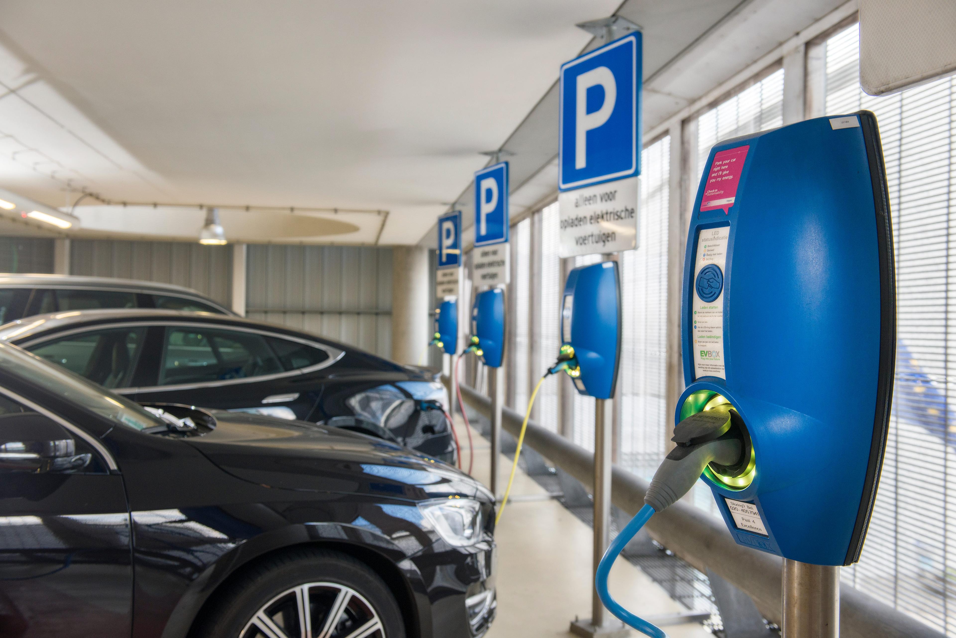 Odbiór UDT stacji ładowania EV